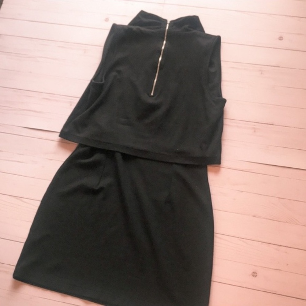 French Connection • Bodycon Dress - Picture 2 of 4